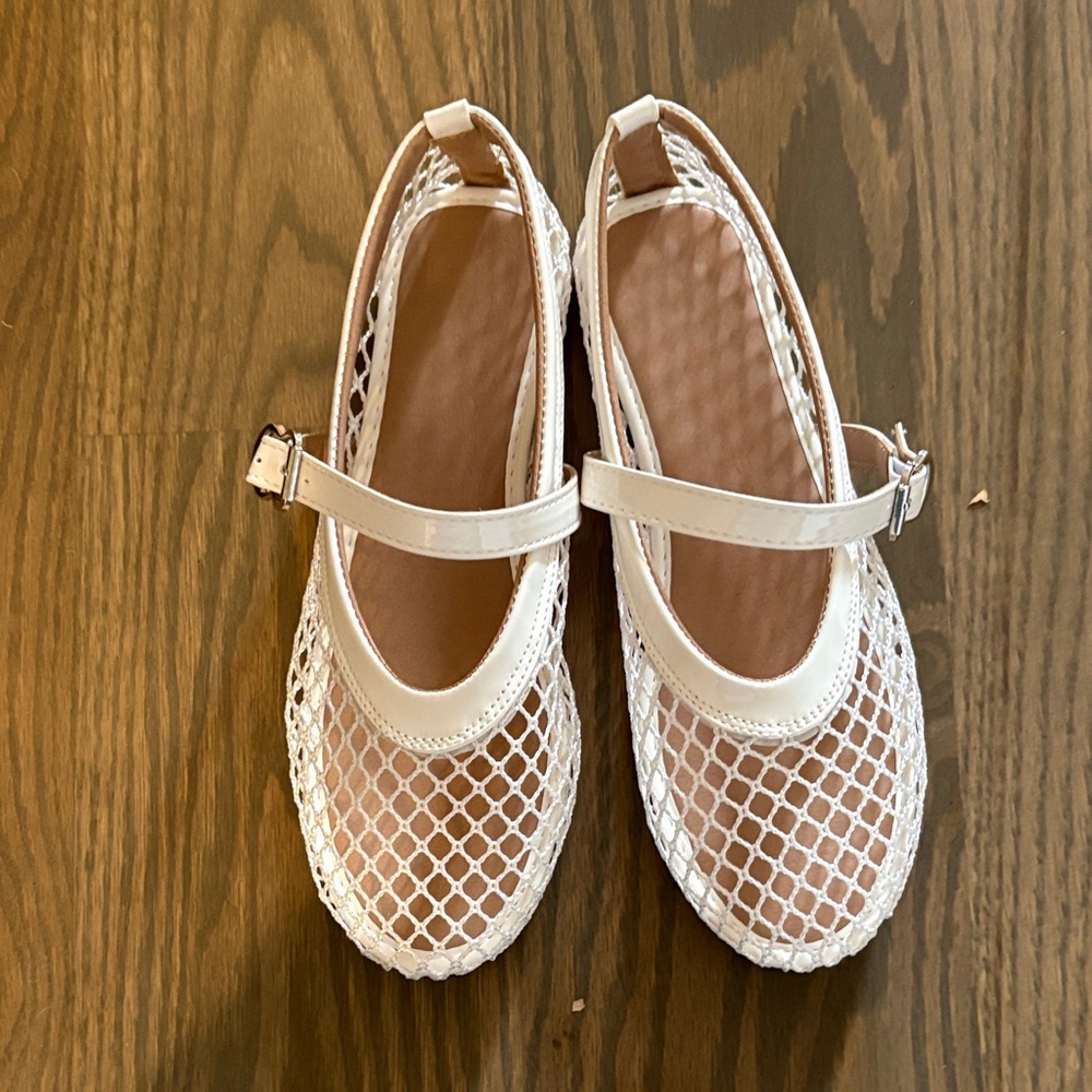 White Mesh Shoes